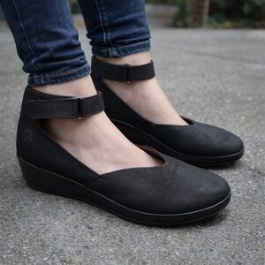 Fly London Black Leather Platform Maryjane Ankle Strap Shoes